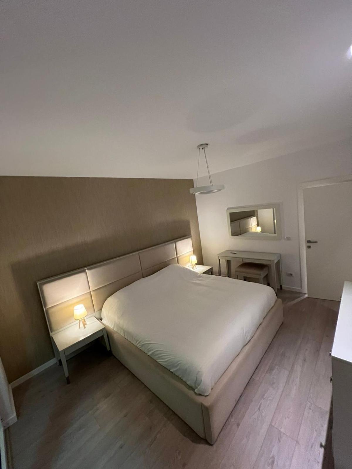 Tirana Loft Living Leilighet Eksteriør bilde
